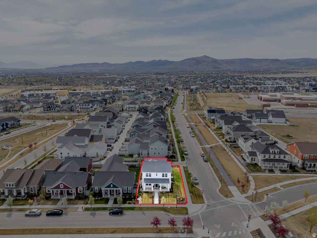 6281 W COPPER HAWK DR South Jordan, UT 84009