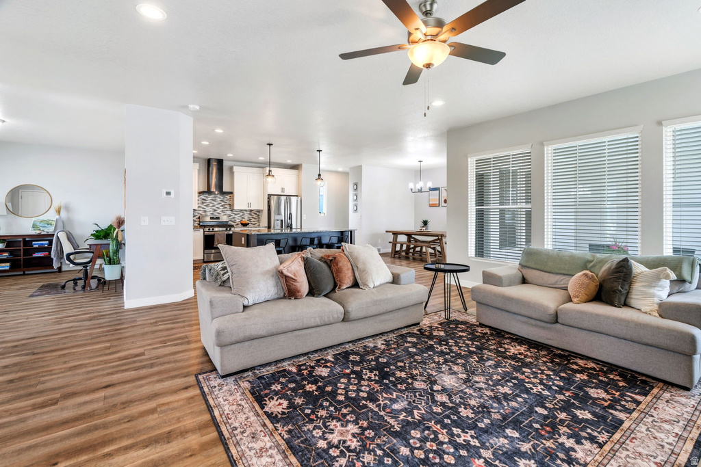 6281 W COPPER HAWK DR South Jordan, UT 84009