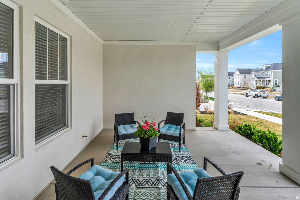 6281 W COPPER HAWK DR South Jordan, UT 84009