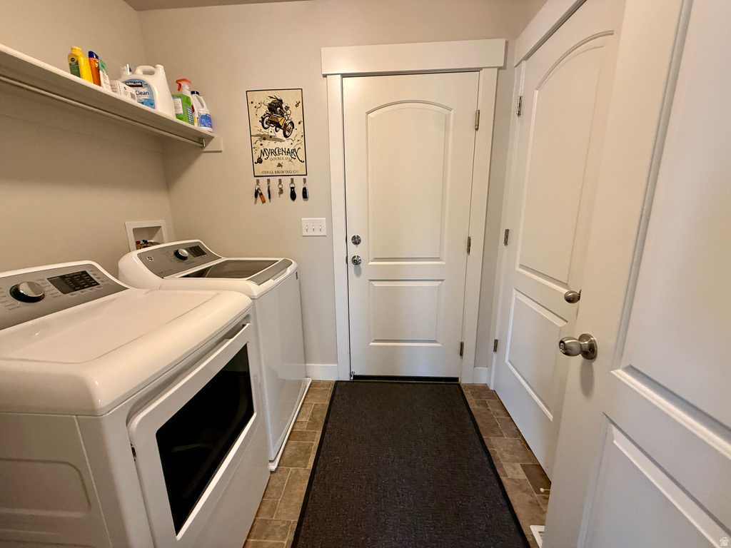 128 N FOXMOOR WAY Saratoga Springs, UT 84045