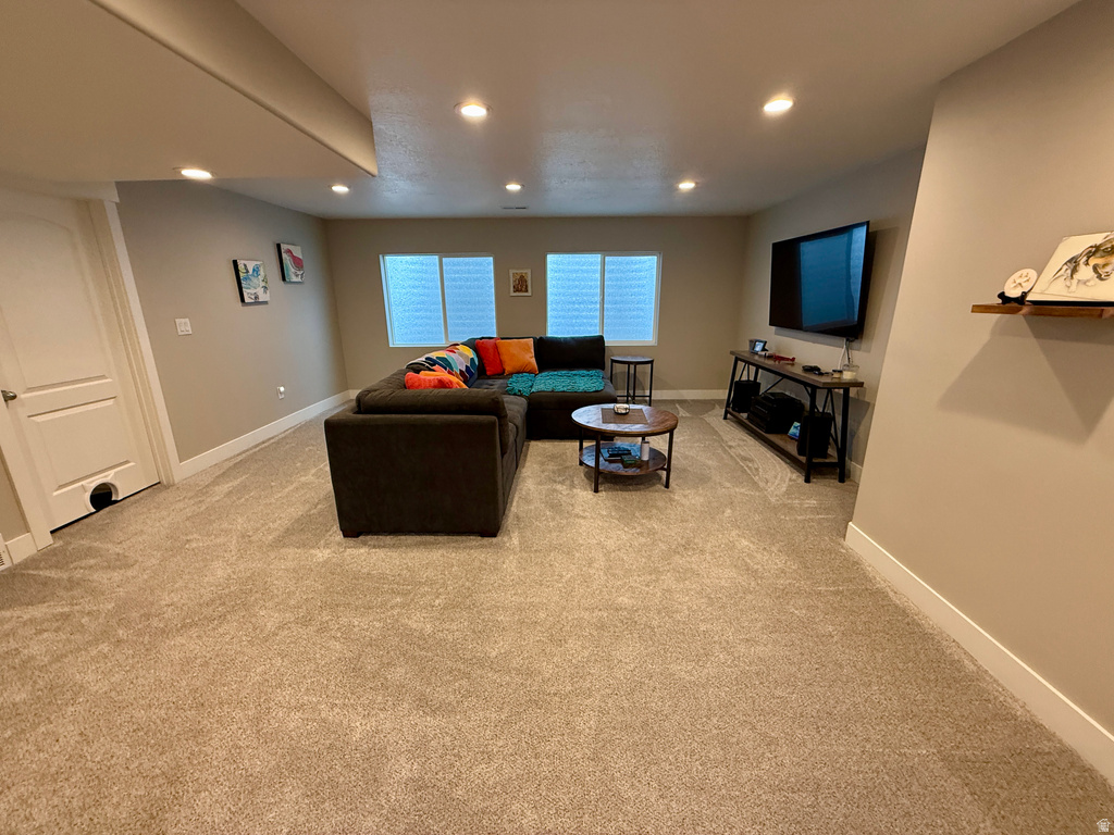 128 N FOXMOOR WAY Saratoga Springs, UT 84045