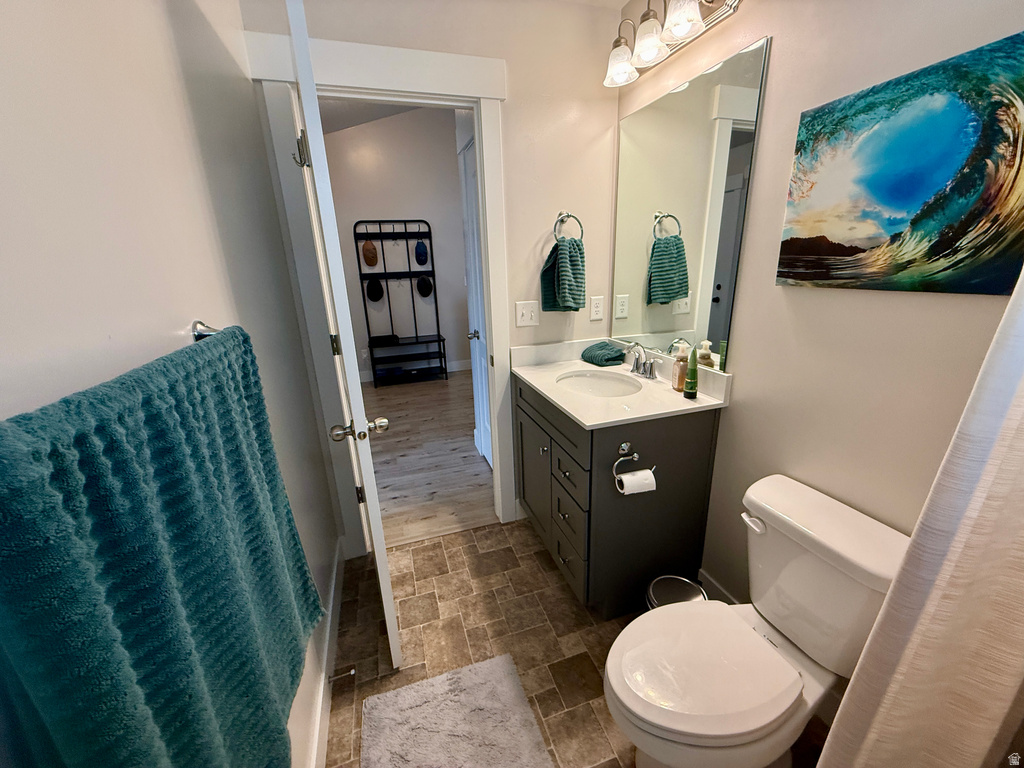 128 N FOXMOOR WAY Saratoga Springs, UT 84045