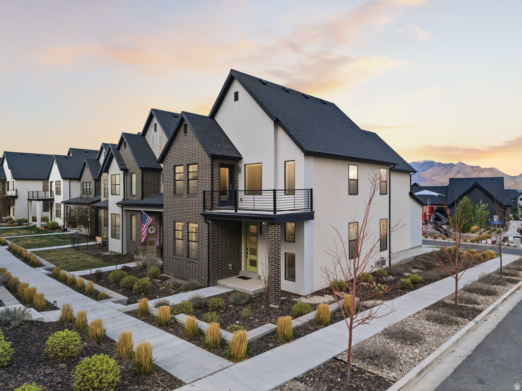 2391 N ALESUND WAY Lehi, UT 84048
