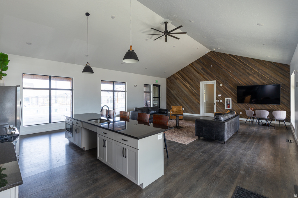 3889 S SILVER BANK DR. Magna, UT 84044