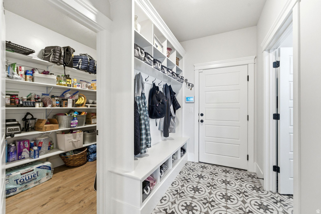 6284 W COPPER HAWK DR South Jordan, UT 84009