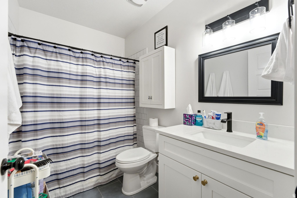 6284 W COPPER HAWK DR South Jordan, UT 84009