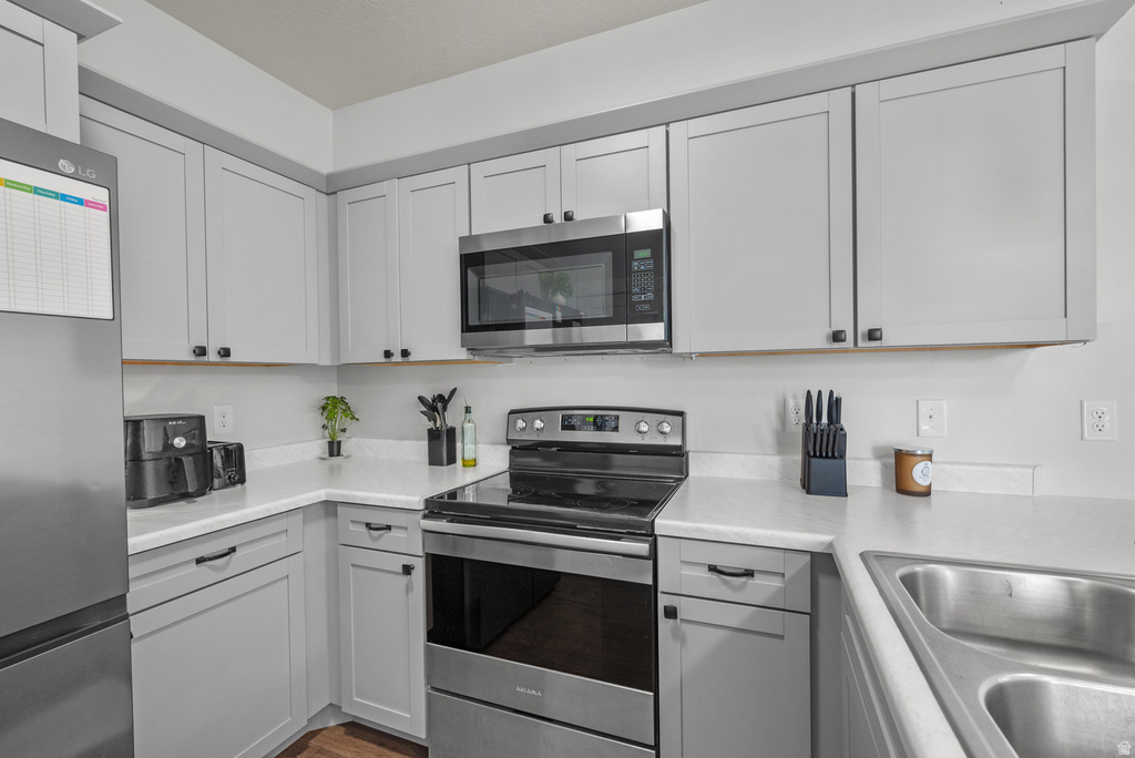 1994 N 3330 W #A301 Lehi, UT 84043