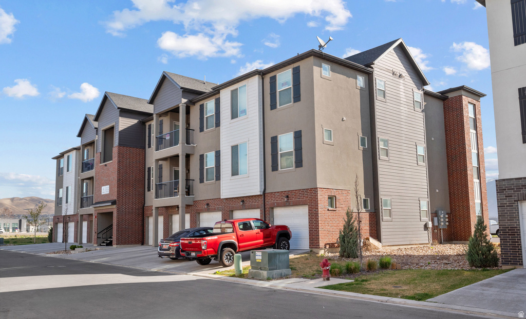 1994 N 3330 W #A301 Lehi, UT 84043