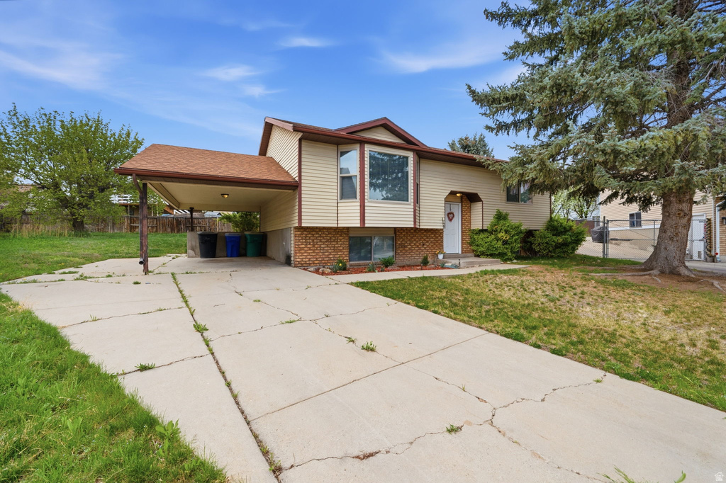 4909 W SAKURA CT West Jordan, UT 84081
