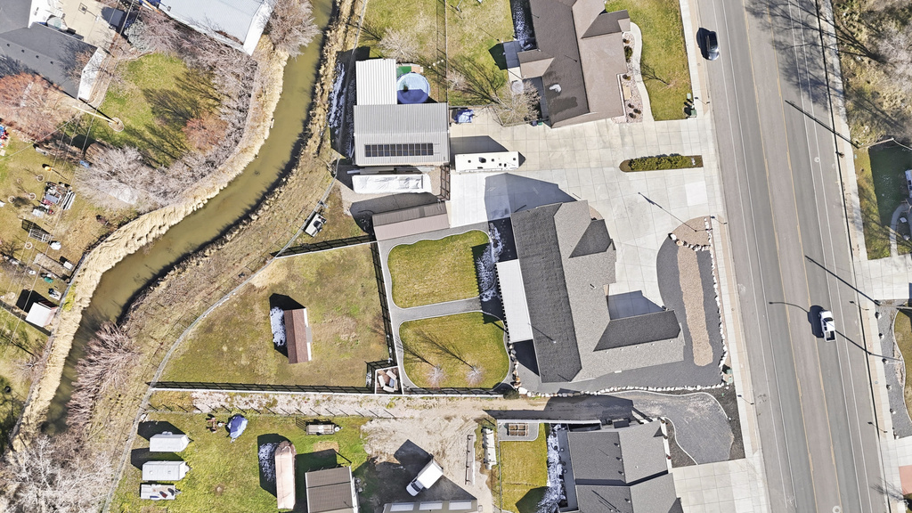 278 E LARSEN LN Harrisville, UT 84404