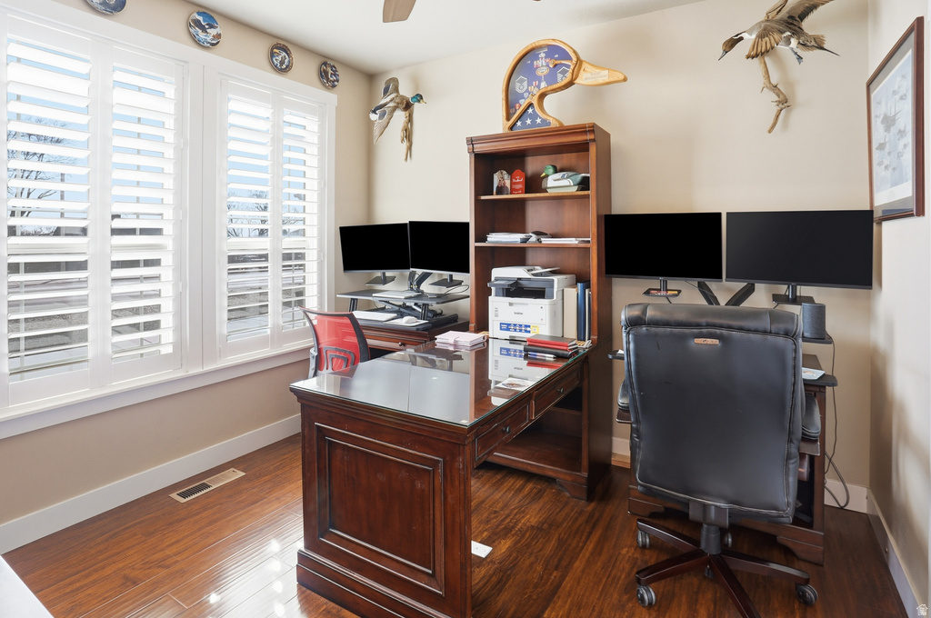 278 E LARSEN LN Harrisville, UT 84404