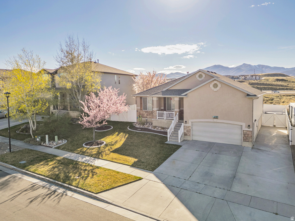 6788 S LIZA LN West Jordan, UT 84081