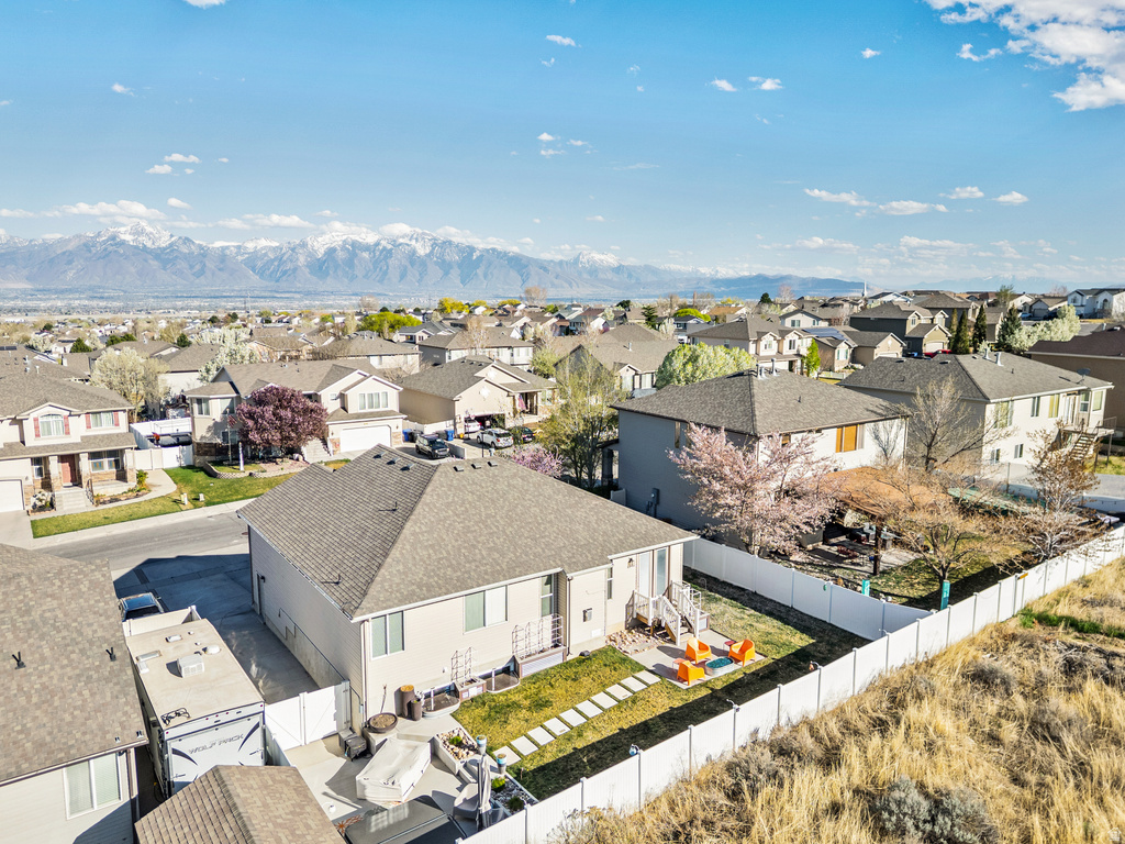 6788 S LIZA LN West Jordan, UT 84081