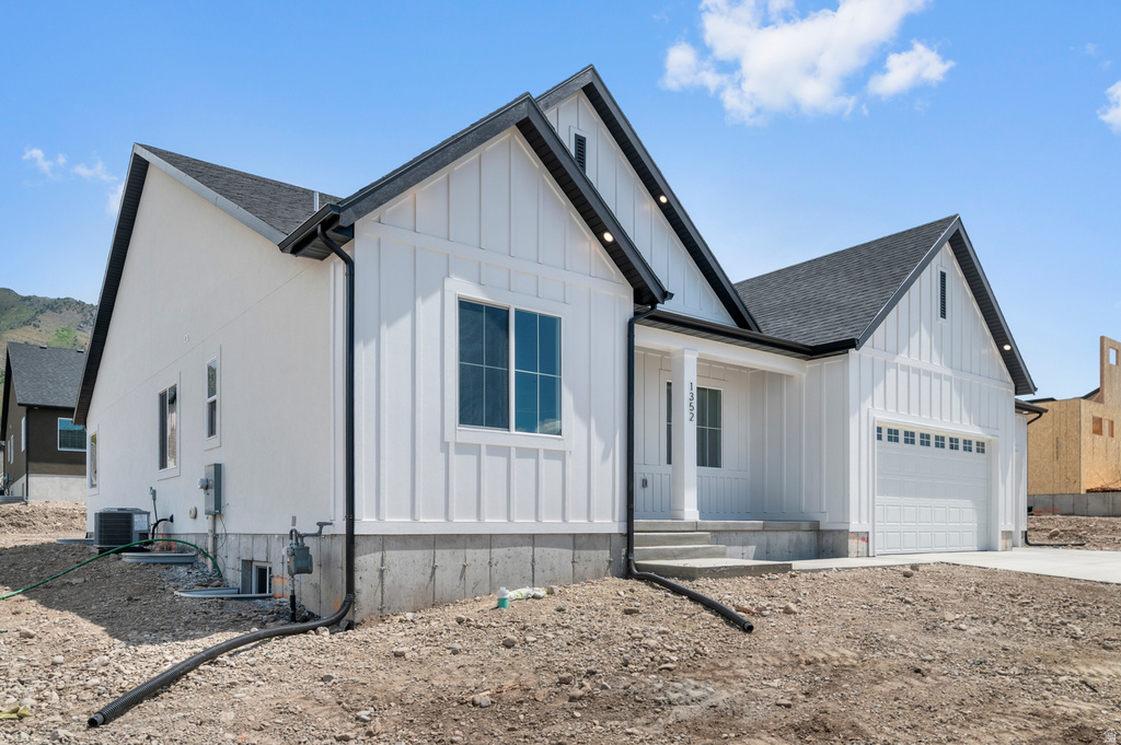 1352 N TALMAGE LN photo 3