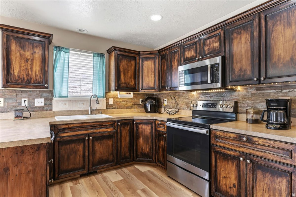 2249 W CRAIG LN Syracuse, UT 84075