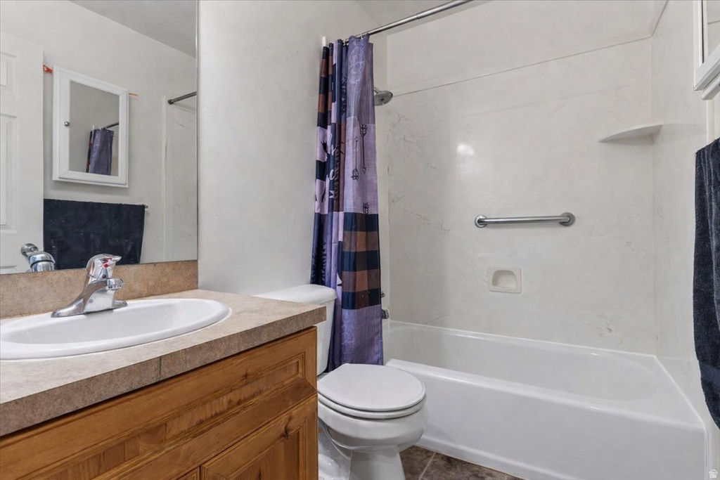 2249 W CRAIG LN Syracuse, UT 84075