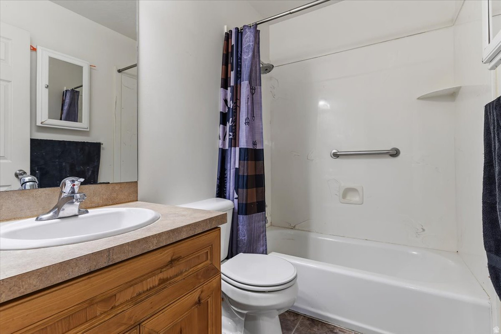 2249 W CRAIG LN Syracuse, UT 84075