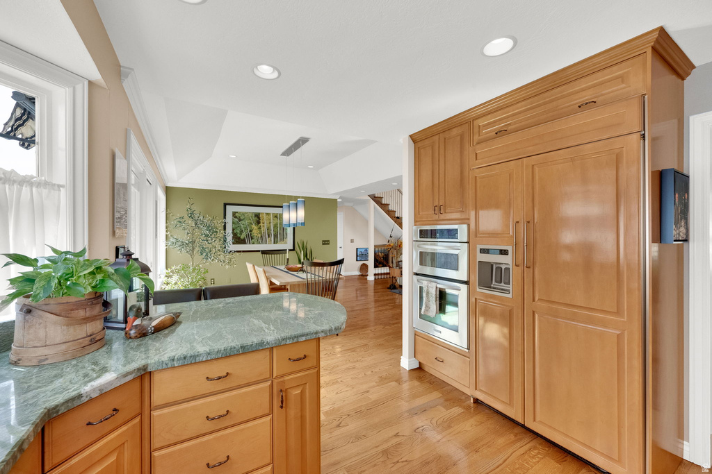 2198 E IVERSON WOODS PL Holladay, UT 84117