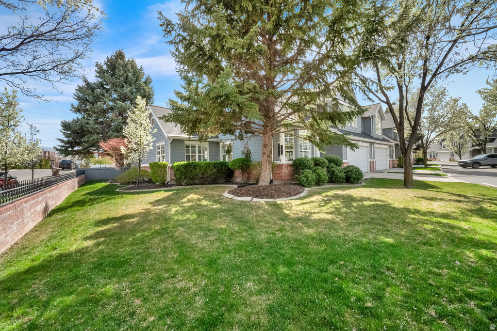 2198 E IVERSON WOODS PL Holladay, UT 84117