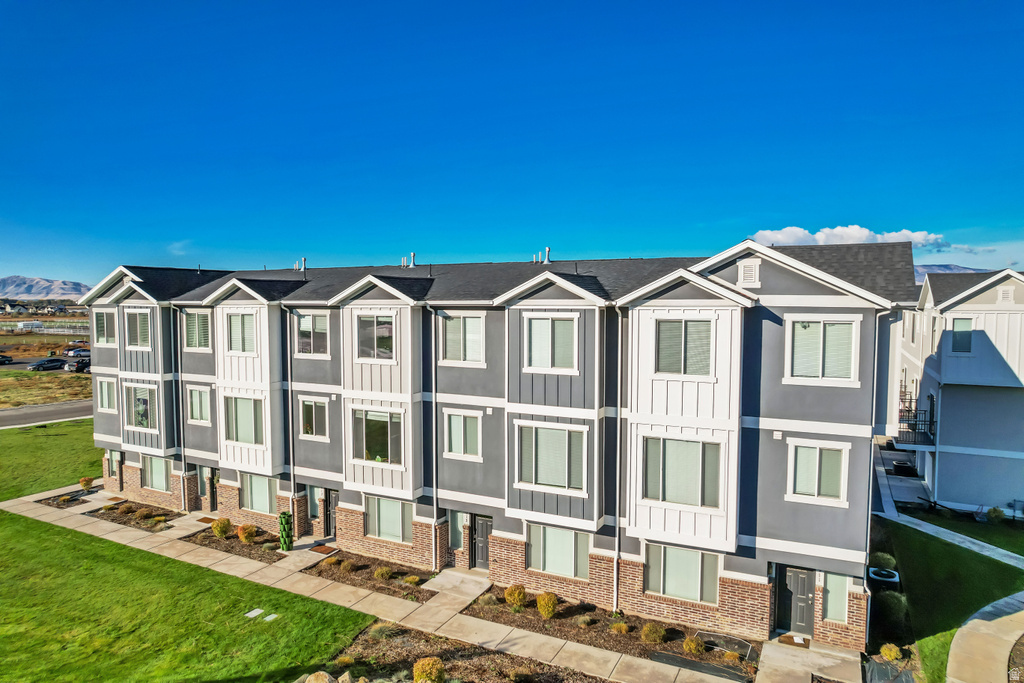 1913 S 1030 W Orem, UT 84058