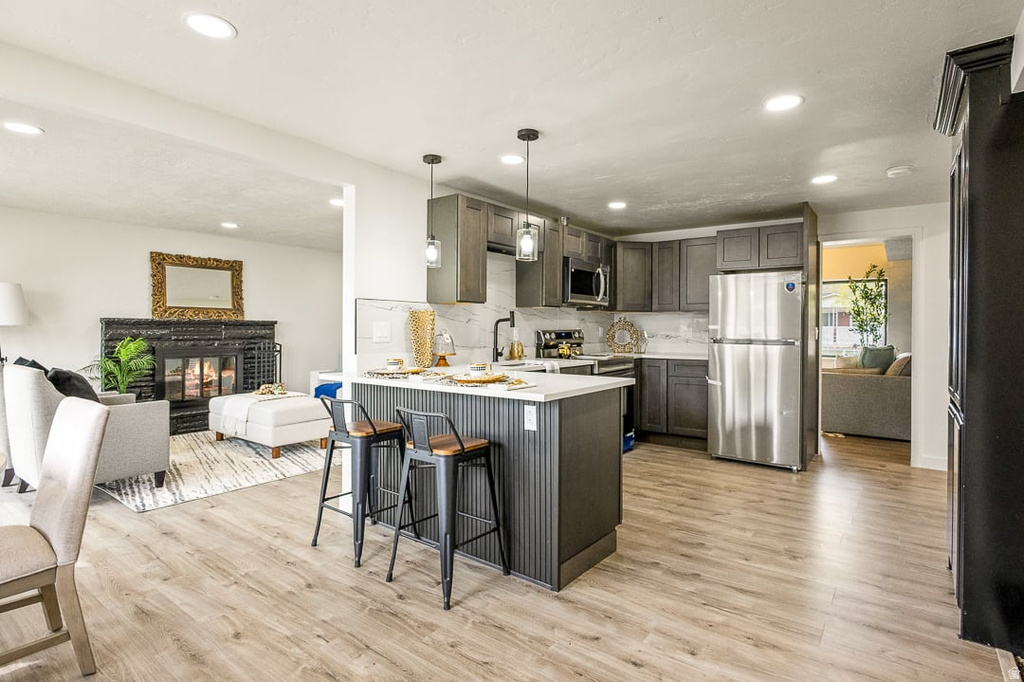 3649 S 5725 W West Valley City, UT 84128