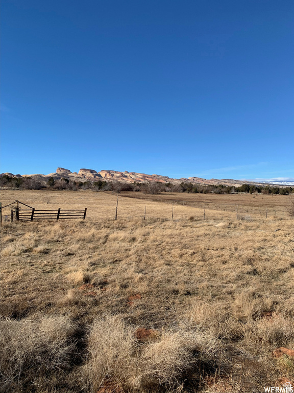4551 S 600 E Torrey, UT 84775