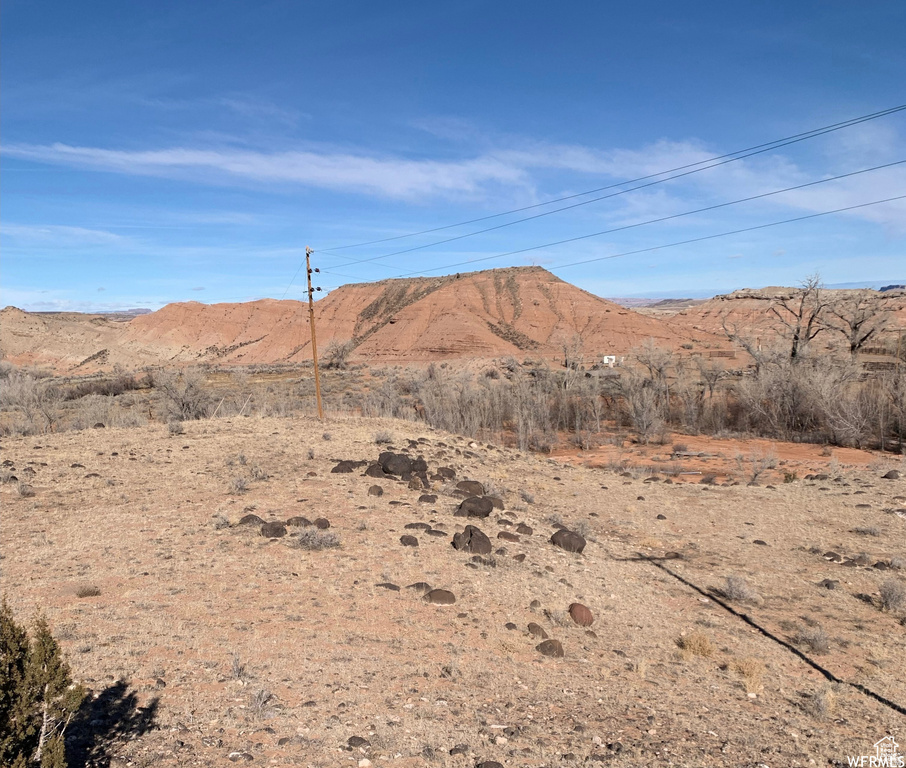 4551 S 600 E Torrey, UT 84775