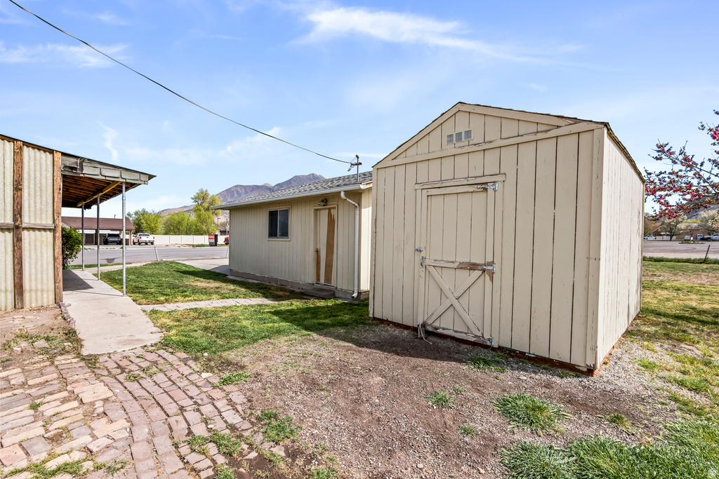 71 W 100 N Nephi, UT 84648