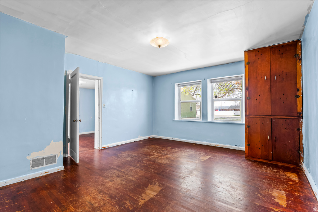 71 W 100 N Nephi, UT 84648