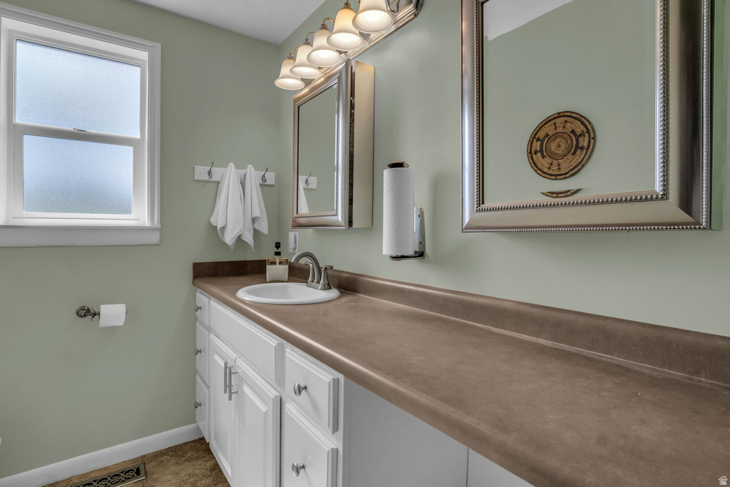 1018 E SAGEHILL DR Holladay, UT 84124