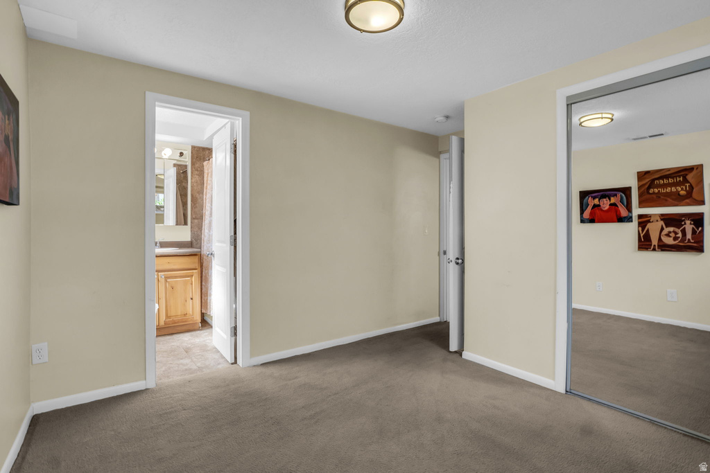 1018 E SAGEHILL DR Holladay, UT 84124