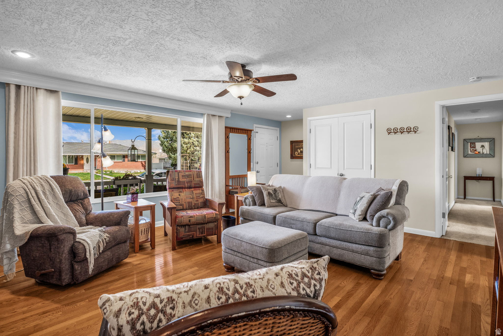 1018 E SAGEHILL DR Holladay, UT 84124