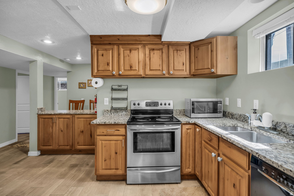 1018 E SAGEHILL DR Holladay, UT 84124