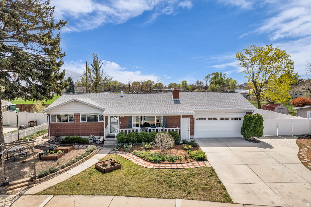 1018 E SAGEHILL DR Holladay, UT 84124