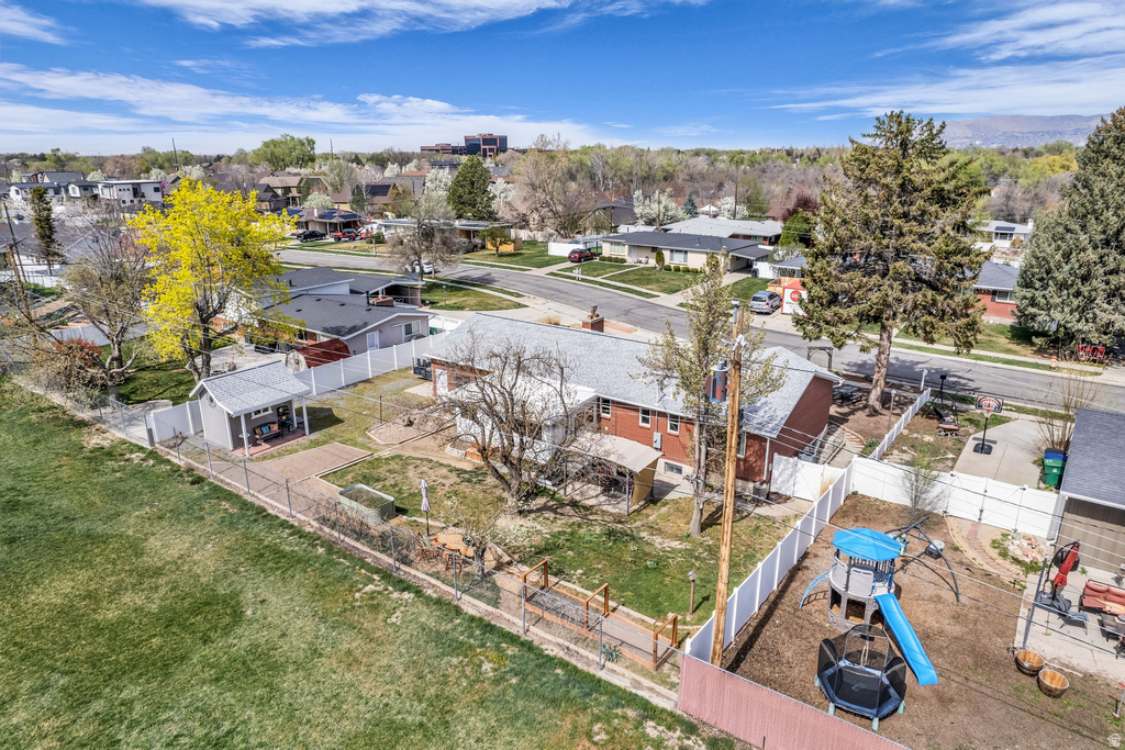 1018 E SAGEHILL DR Holladay, UT 84124