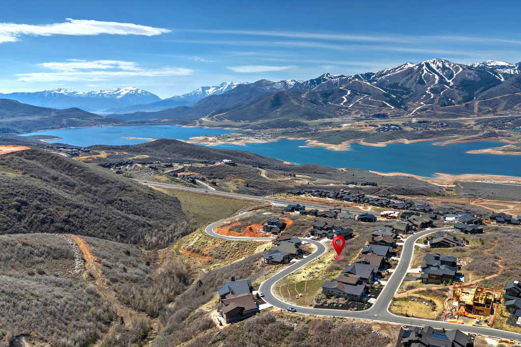 11383 N SOARING HAWK LN Hideout, UT 84036