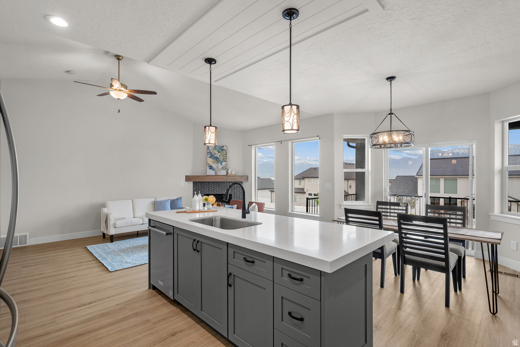 3638 S GARIBALDI WAY Saratoga Springs, UT 84045