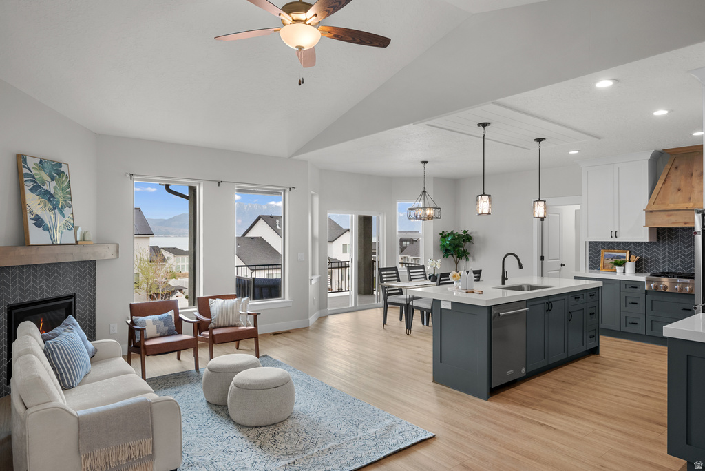 3638 S GARIBALDI WAY Saratoga Springs, UT 84045