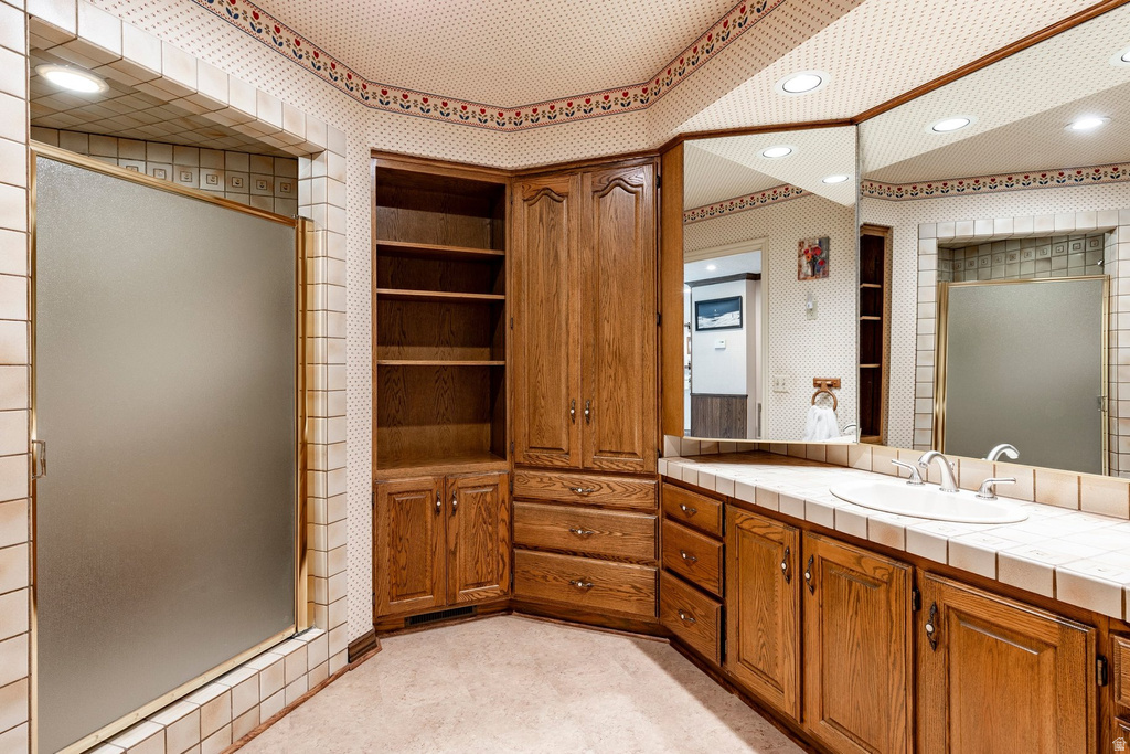 849 N JUNIPERPOINT DR Salt Lake City, UT 84103