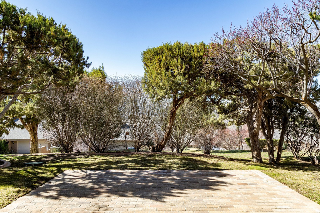 849 N JUNIPERPOINT DR Salt Lake City, UT 84103