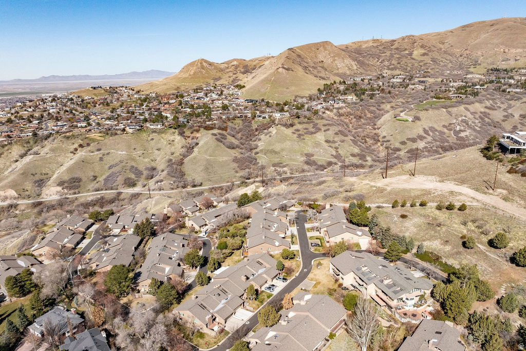 849 N JUNIPERPOINT DR Salt Lake City, UT 84103