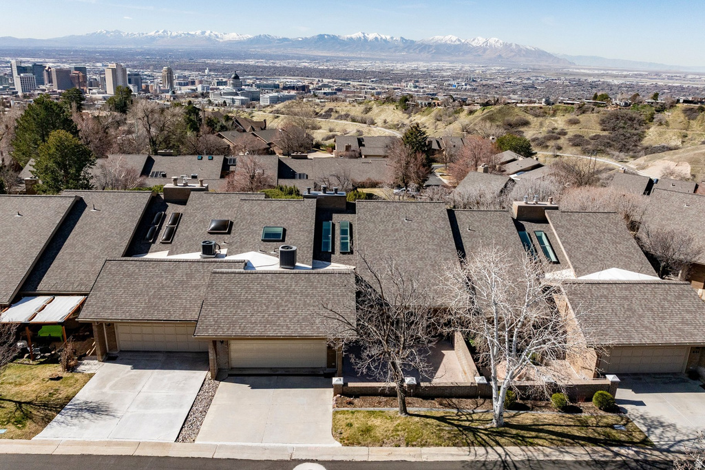 849 N JUNIPERPOINT DR Salt Lake City, UT 84103