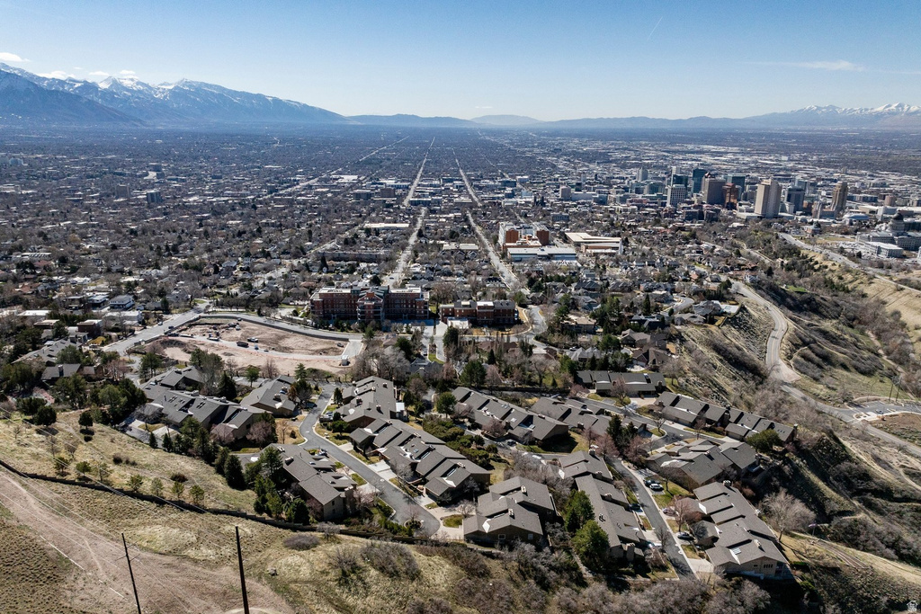 849 N JUNIPERPOINT DR Salt Lake City, UT 84103