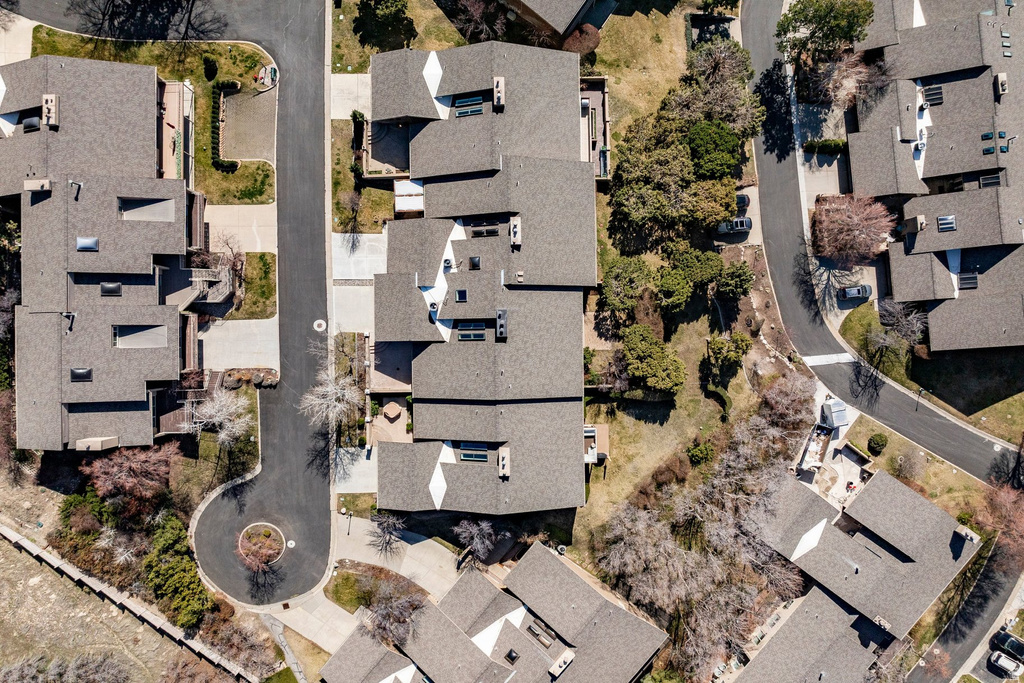 849 N JUNIPERPOINT DR Salt Lake City, UT 84103