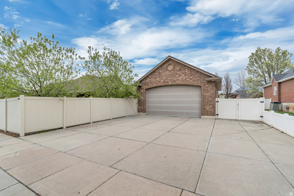 1810 N 1725 W Farr West, UT 84404