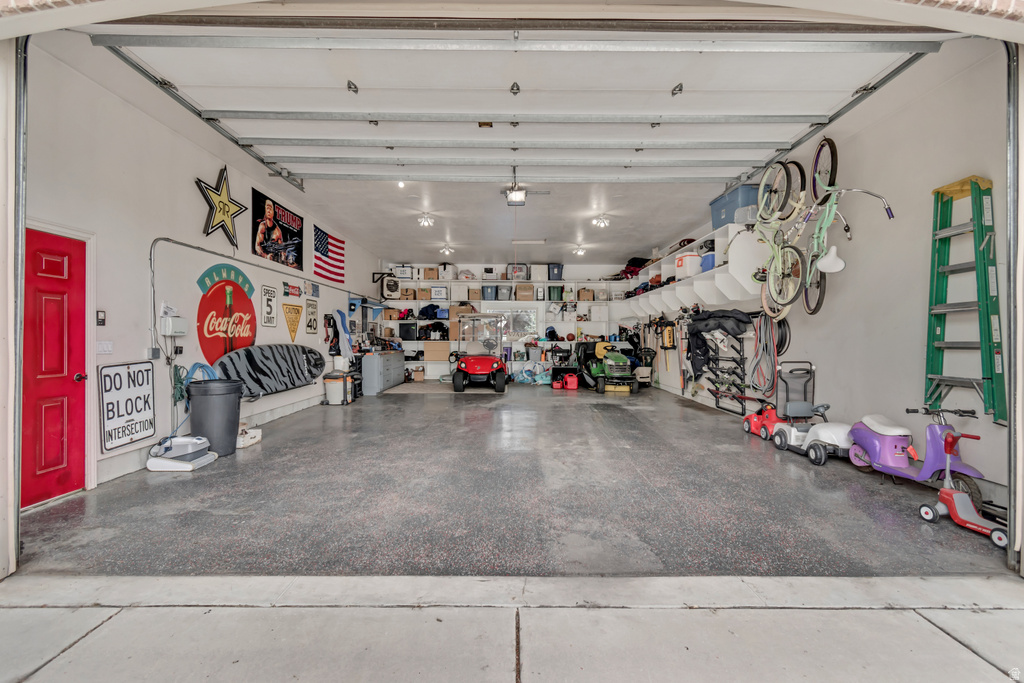 1810 N 1725 W Farr West, UT 84404