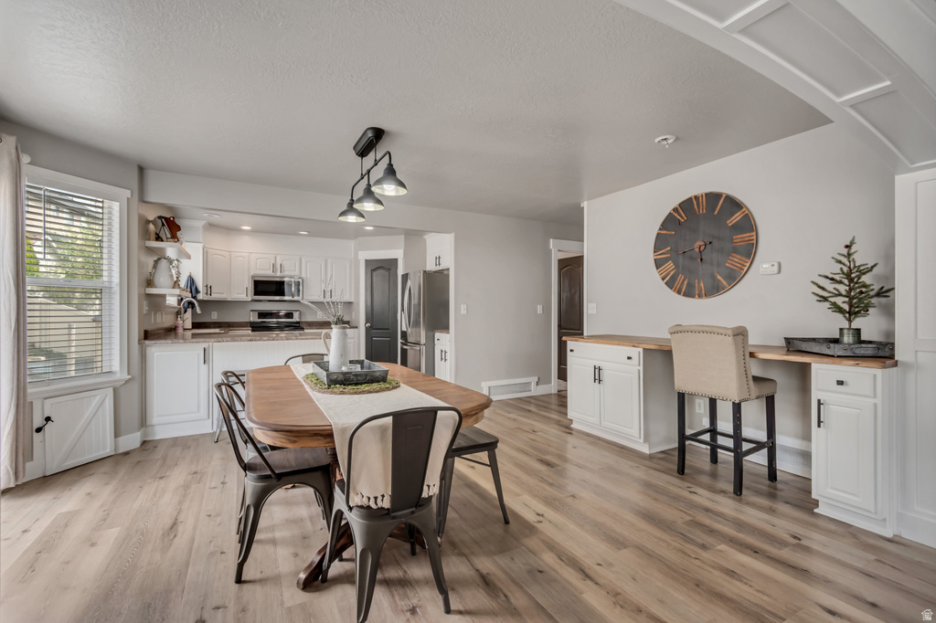 338 W RYE DR Saratoga Springs, UT 84045