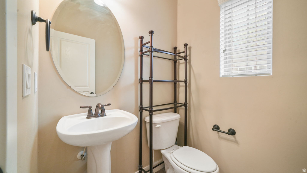 3075 S CREWS HILL COURT CT West Valley City, UT 84120