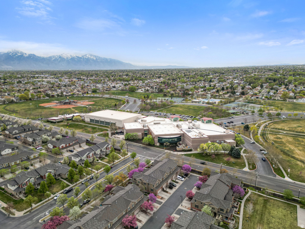 3075 S CREWS HILL COURT CT West Valley City, UT 84120