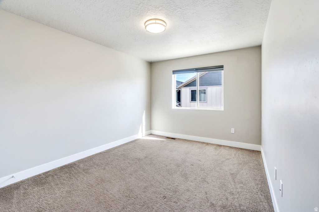 8703 N RIVIERA ALY Eagle Mountain, UT 84005